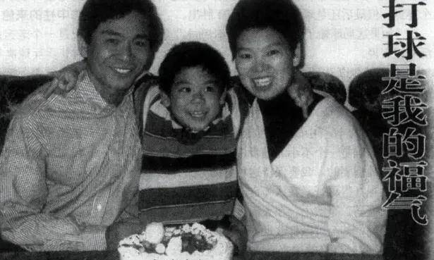 乒坛传奇倪夏莲:23岁退役,39离婚,又再婚生女,复出乒坛_乒乓球_赵燕华