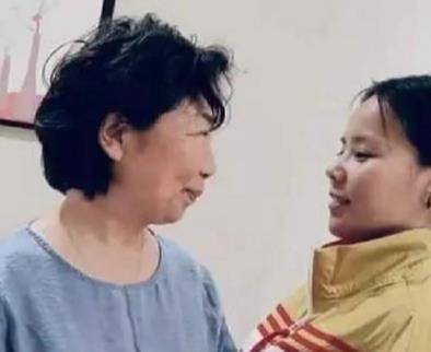 原创郭威为了杜新枝666元的红包去捧遗像你们都误会郭威了