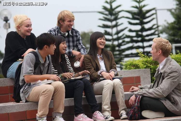 留学生出国会失去文化自信?那你可太小瞧中国留学生了!_边缘_过程_生