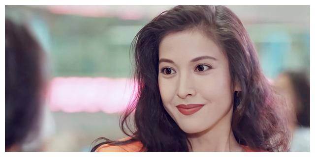 她与吴镇宇同台表演,邱淑贞并称,41岁国外当网红_李婉华_生活_人生