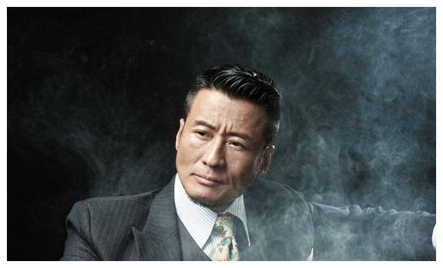 孙兴首登综艺饥饿游戏挑战风采炫目引人注目