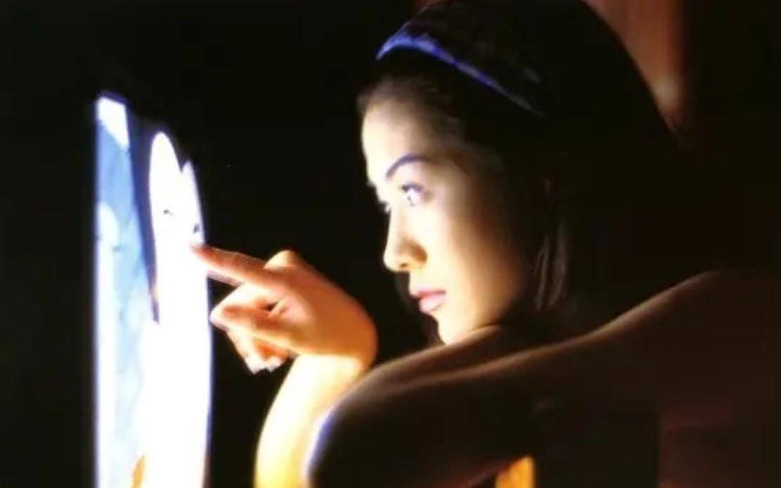 因拍"时尚"片毁了一生,精神异常的钟甄经历了什么?