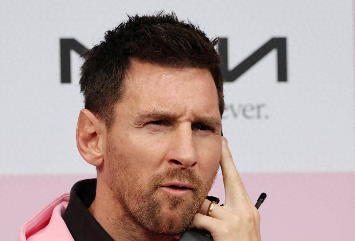 炸锅了梅西事件又升级了真拿中国人当冤大头啊