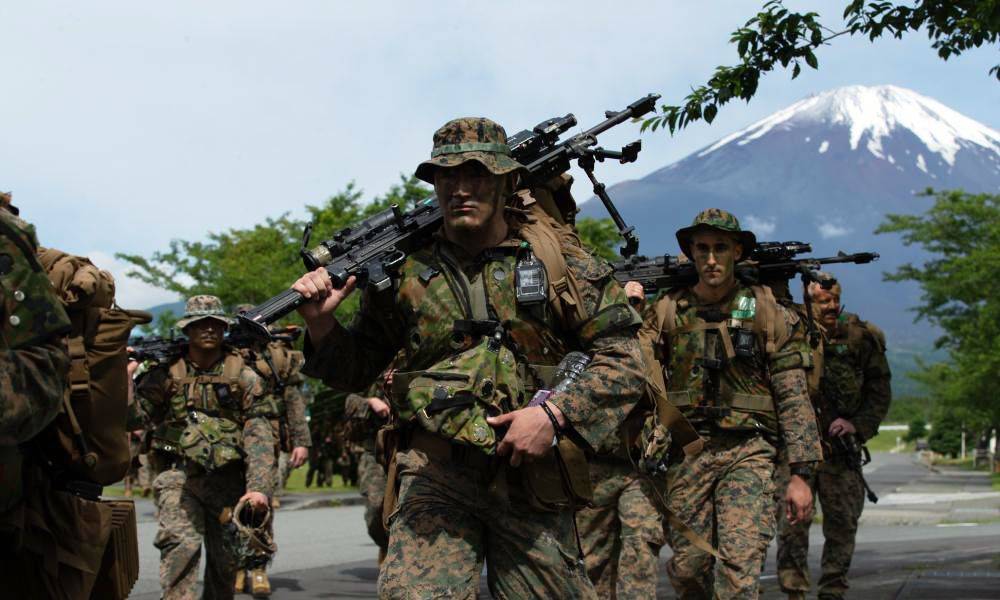 拜登墙倒众人推,日本严惩8名美军士兵,尼日尔武力驱逐美军基地_特朗普