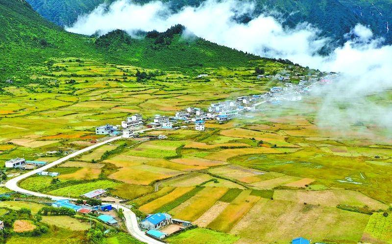 玉麦吉隆扎西岗守护万里山河一寸土建起万家稳稳的幸福