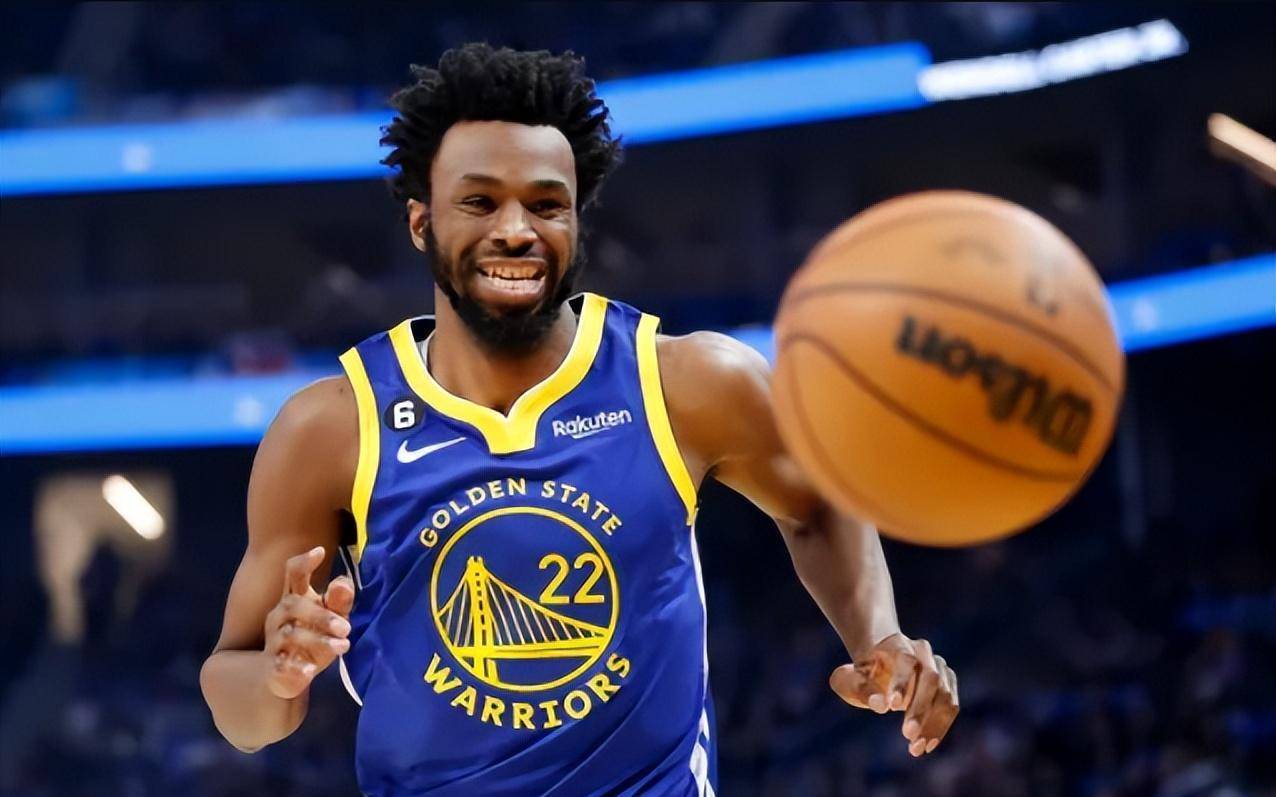 本赛季,勇士总得分:库明加1055分,克莱1083分,维金斯多少分?