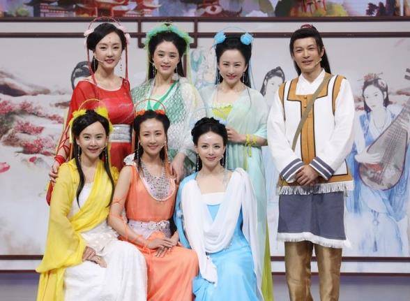 看这7位女星再扮成名角色就懂了_李若彤_朱茵_观众