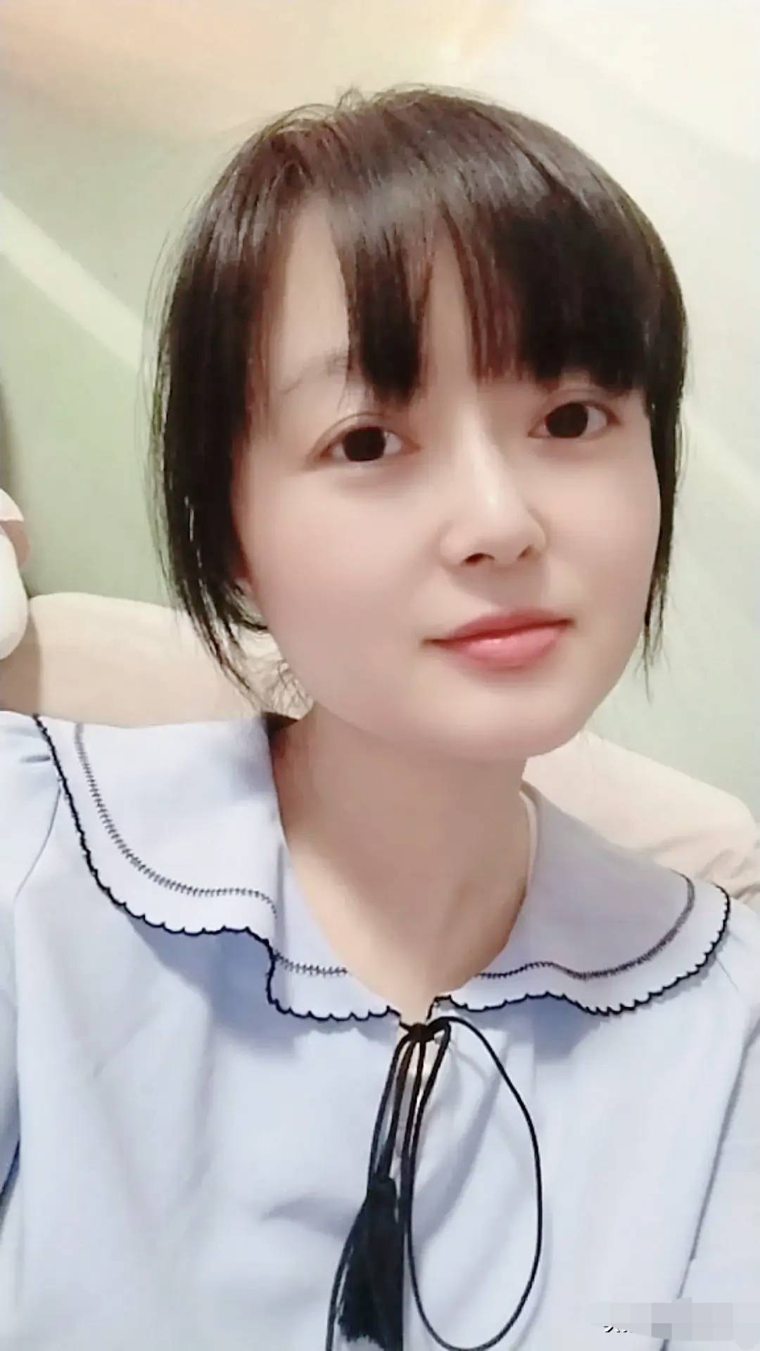 原创我太漂亮了没人敢靠近元宵节38岁女孩一个人在出租屋炒一个硬菜