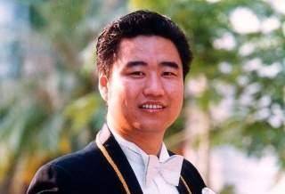 丛飞一生资助183名贫困生37岁因病离世5岁女儿成孤儿