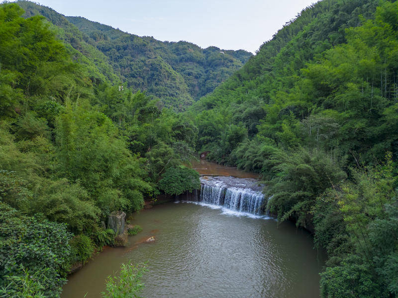 道真云栖湖康养度假区:你向往"暧暧远人村,依依墟里烟"的田园生活.
