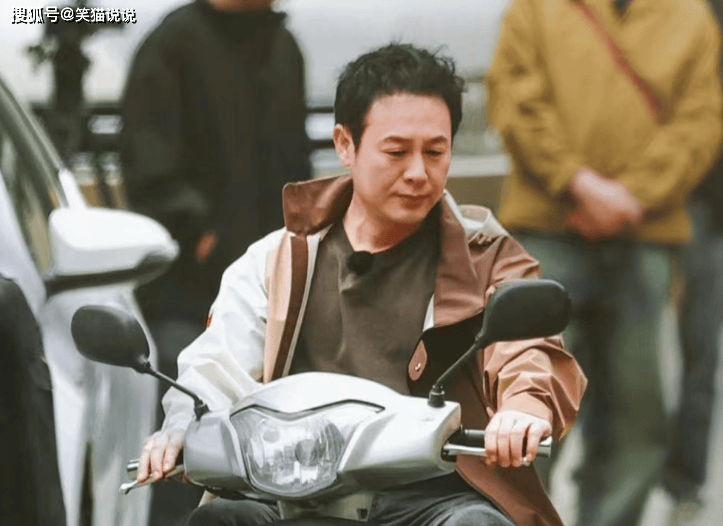 原创狂飙演员重聚张颂文林家川隆妮回高家老宅冯冰程金铭同行