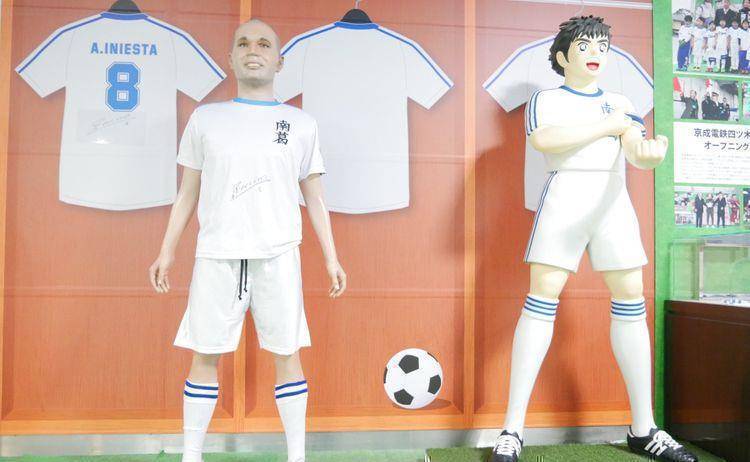 原创在东京四木站闲逛感受足球小将的魅力与主角大空翼邂逅