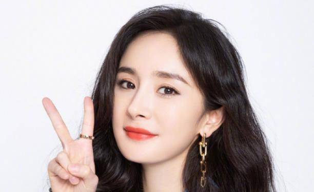 原创杨幂节目中大谈借钱论自曝不会借钱给朋友却获网友点赞