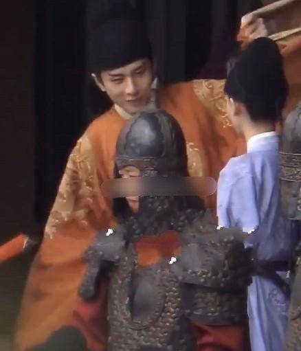 最新路透,成毅对张予曦牵手卖萌,比袁冰妍还要相配_角色_李炎_禹司凤