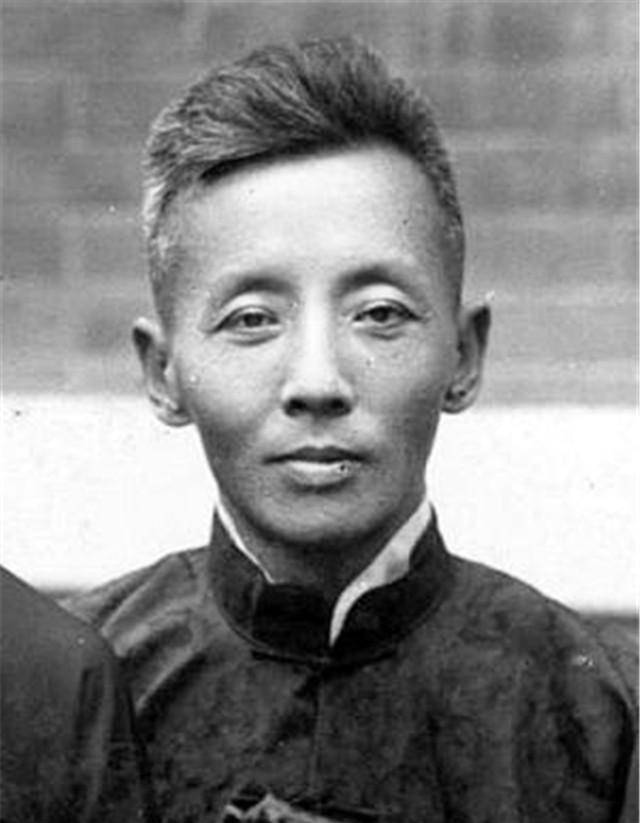 原创13丧父14丧妹15丧师16丧母53岁因病去世身上只有10元钱