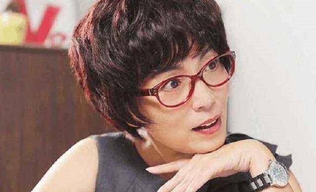 天生丽质却"扮丑"爆红,如今嫁富商无儿无女_苑琼丹_周星驰_黄乃扬