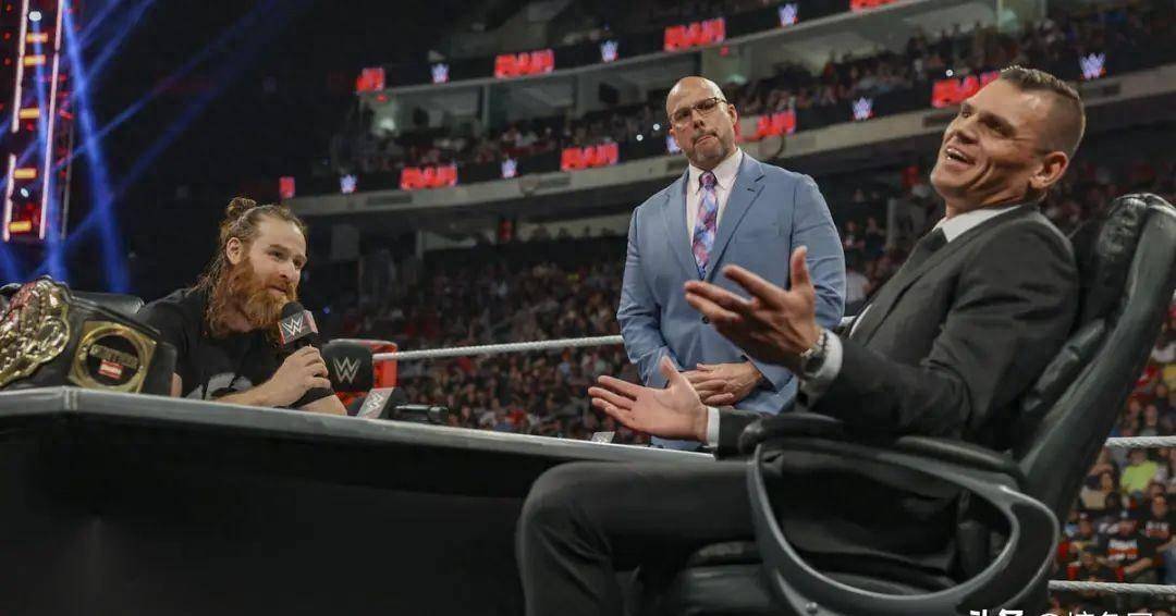 可以说,整个对峙毫无新意,剧情枯燥乏味,萨米和冈瑟的表情也无法让