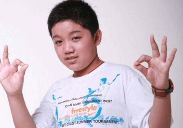 原创原创家有儿女小雨曾因身材被学校拒之门外如今减肥成功太帅气