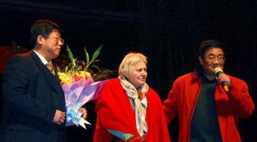 美国人吴雪莉随丈夫到中国70多年一生用中文名甘愿做中国人