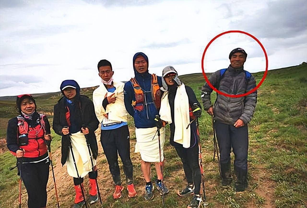 原创2021年河南小伙被牧羊人救下时隔5个月他奔赴千里来报恩