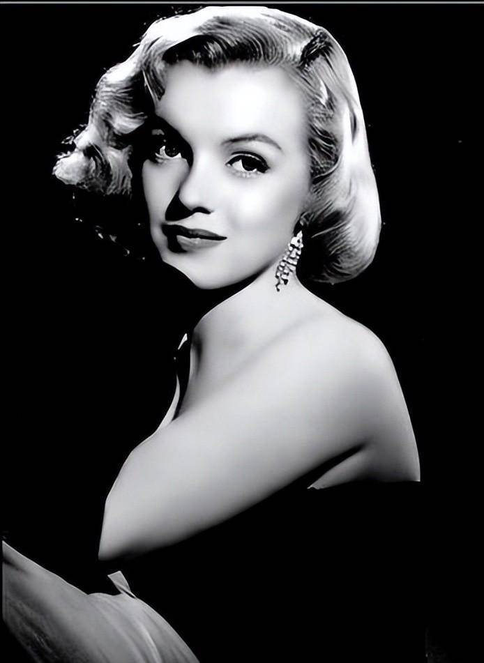 原创做过美国总统情妇让司法部长做接盘侠梦露之死真是服药自杀