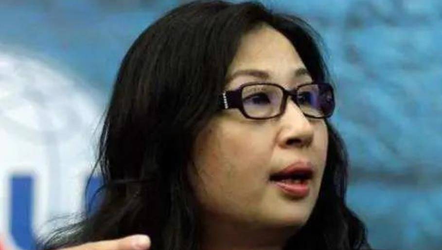"华为女皇"孙亚芳:任正非背后的狠角色,多次挽救华为于危难_公司_改革