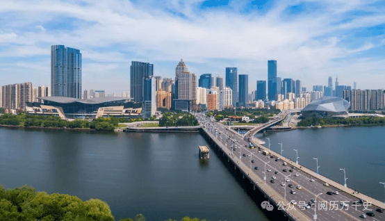 副省级市,特大城市,沈阳都市圈的核心城市,是中国东北地区的中心城市