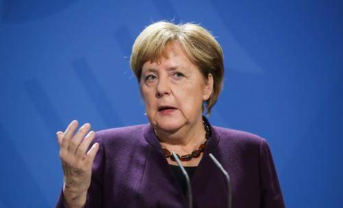 手刃恩师假意亲美,纵横政坛15年无人能敌,揭秘默克尔的多面人生_德国_