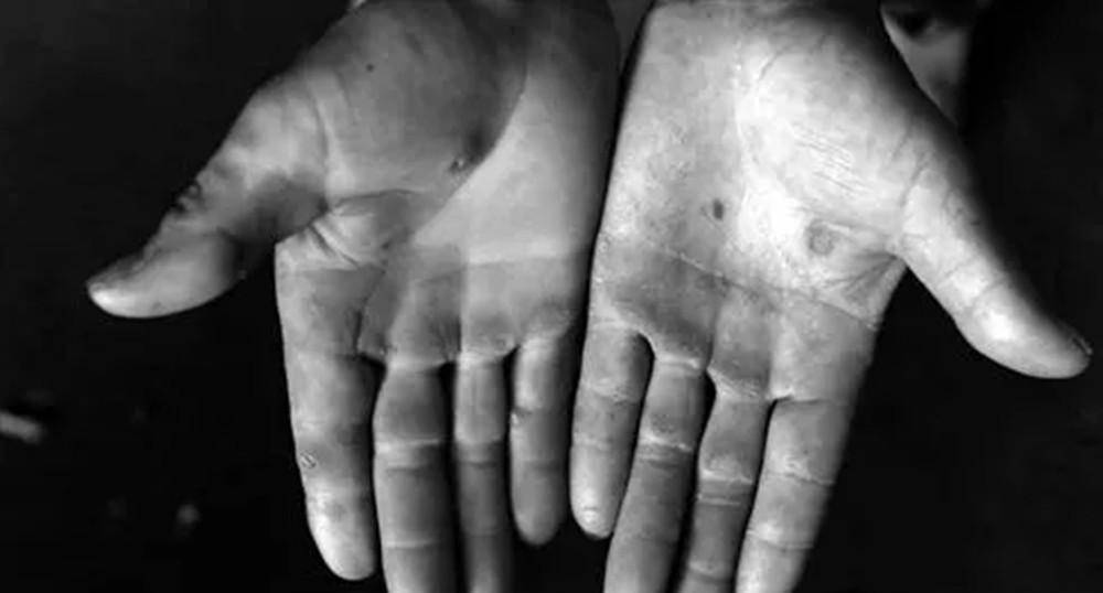 原创在我眼中的70后奔五的一代人辛苦的一代人也是无奈的一代人