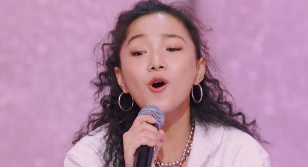 原创明日之子她们实力严重被低估龙丹妮强行让她压轴拿鹅选剧本