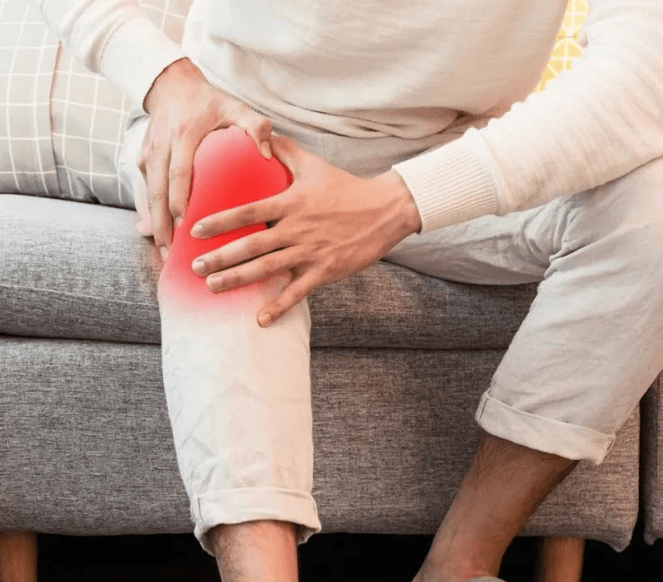 腰疼腿麻走不稳可能是腰椎跑偏了测测你走路姿势对不对