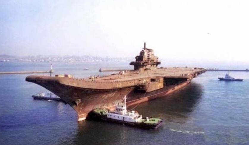 "瓦良格号"的艰难回国路:美国背后插刀,土耳其趁火打劫_航母_中国