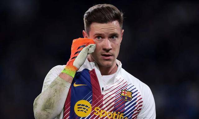 德国足球诺伊尔再度受伤德国一门为何无悬念