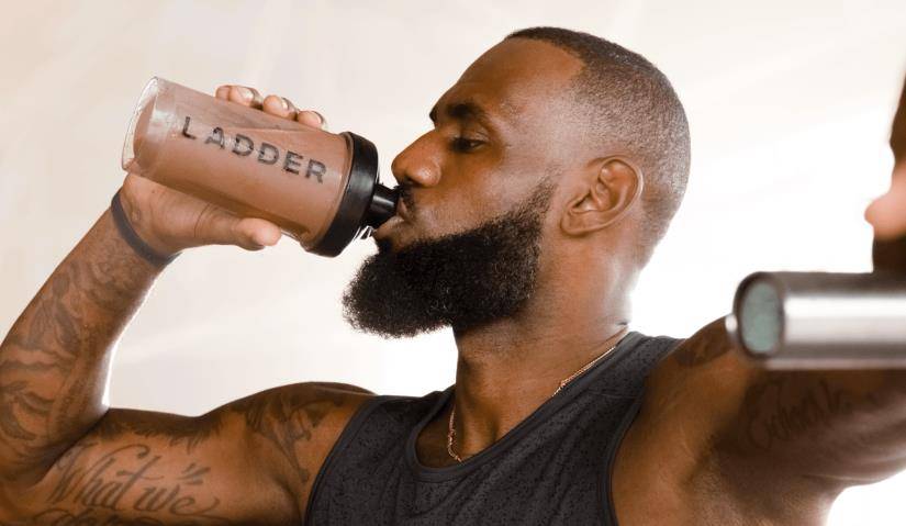 原创深度详解詹姆斯保持巅峰的6个秘密常人如何学习他的健身方法