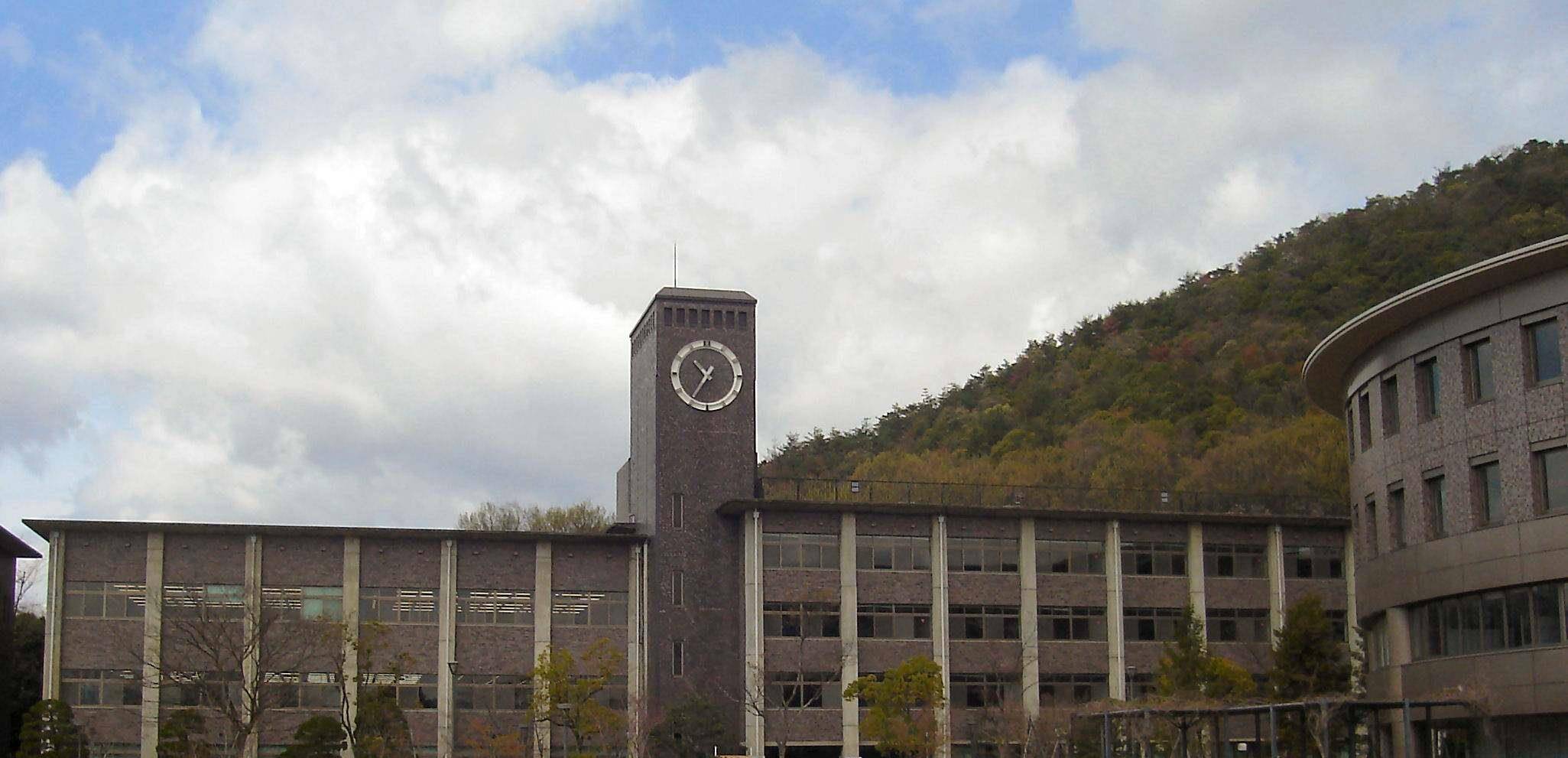 鲁迅《藤野先生》:做戏,做事与做人_医学_日本学_民族