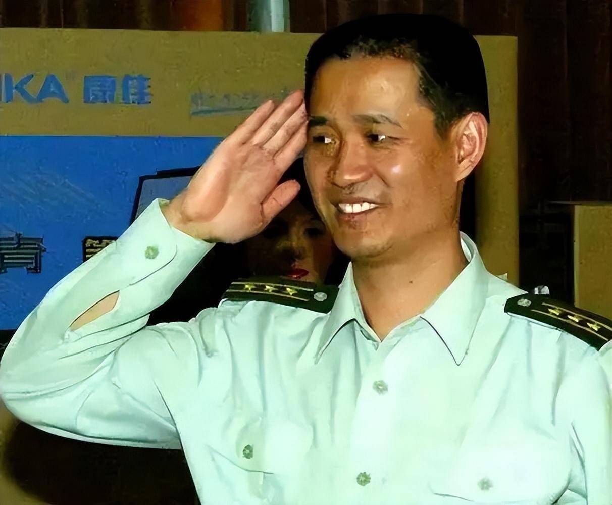 聂海胜妻子在丈夫上太空前提出离婚保密生活隐藏了多少艰辛