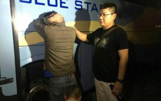 原创浙江富2代张晓恩花3亿抛妻弃子追网红破产被抓女友无情分手