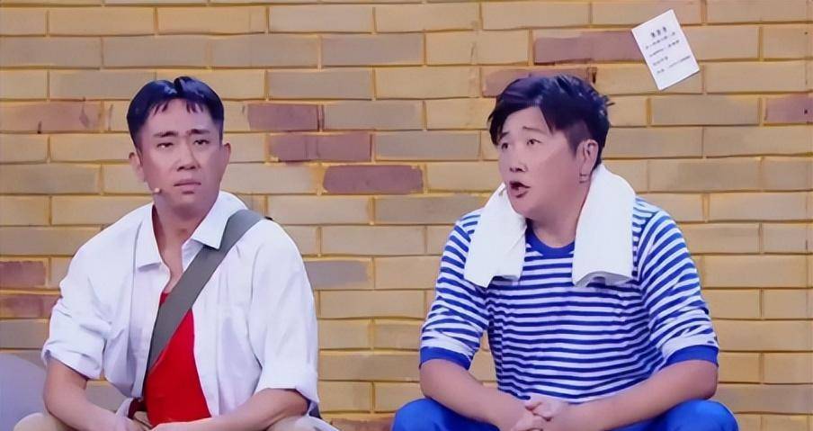 这次抄袭没多久,脱口秀演员张博洋就在社交平台再次爆料白凯南抄袭.