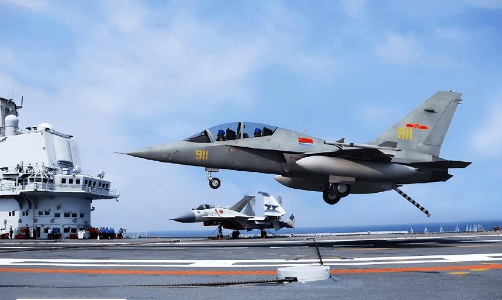 原创福建舰弹射甲板全部清空空警600歼15亮相角落里还藏着惊喜