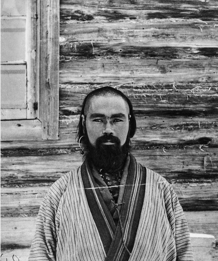 晚清最大岛屿库页岛土著们:毛发浓密,身材矮小,被沙俄屠杀殆尽_阿伊努