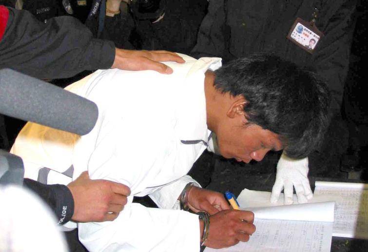 16年前大学生马加爵因打牌连杀4人为何却放过舍友林风