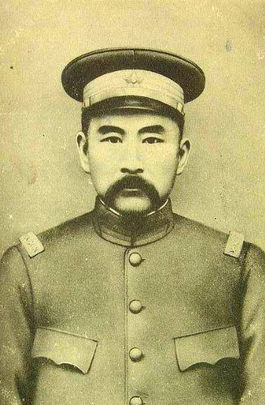 原创辫帅张勋最巅峰时刻率领七千辫子军死战一万多名联军七天