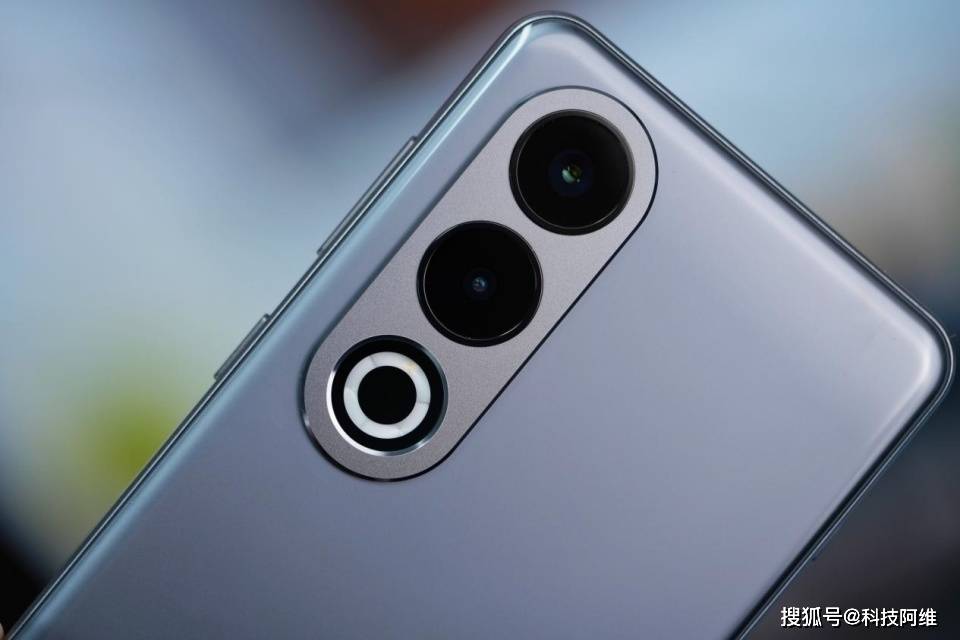 oppo"用力太猛",顶配新机仅售2599元,16gb 512gb 5500mah_手机_价格