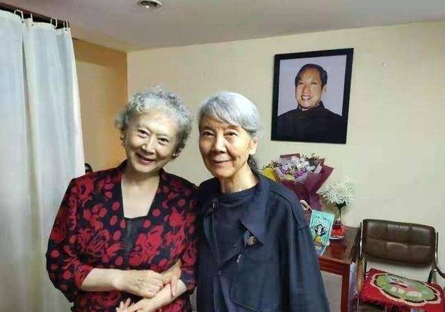 京剧名家曲素英值得敬佩,钱浩梁风光时她低调,落寞时不离不弃