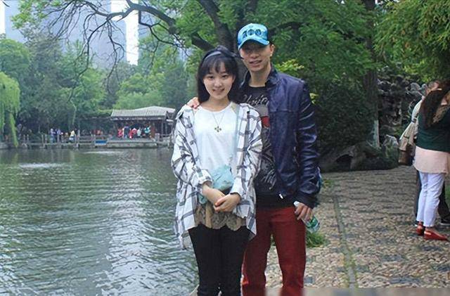 乒坛巨星马龙与夏露的爱情长跑:命运交错中的坚守与成长_乒乓球_生活