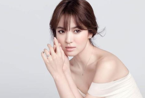 原创越长越漂亮的三大星座女超级耐看越看越有女人味