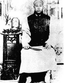 幼多病,从未与洋力士打擂,死去79年被开棺后死因大白_父亲_霍恩第