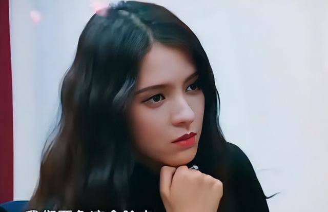 《浪姐》开整,张予曦短裙上阵,蔡文静晒出细腰,她赢得毫不费力_郭碧婷