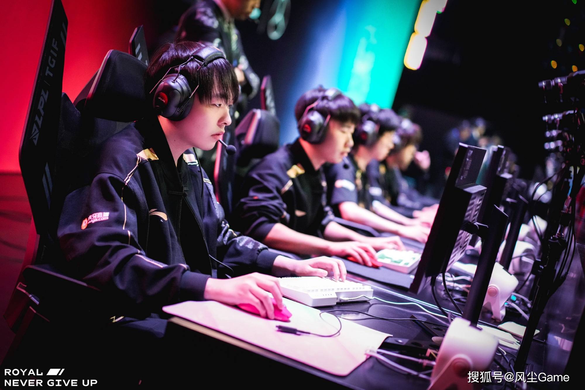 赛后采访疲态尽显,观众:眼里的光消失了_ming_战队_史森明