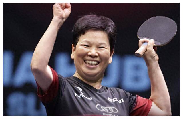 原创61岁倪夏莲轻松战胜国乒苦主值得学习孙颖莎应该取经了